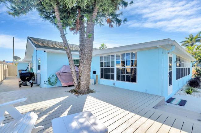 1015 Spindle Palm Way, House other with 3 bedrooms, 2 bathrooms and null parking in APOLLO BEACH FL | Image 55