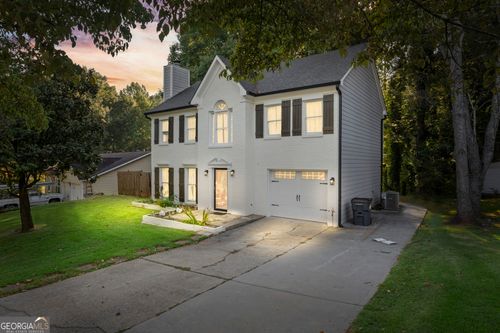 661 Sunfield Dr Nw, Lilburn, GA, 30047-4852 | Card Image