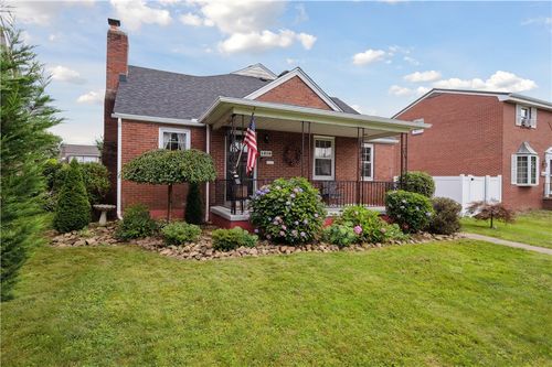 1210 Carlisle St, Natrona Heights, PA, 15065-1020 | Card Image