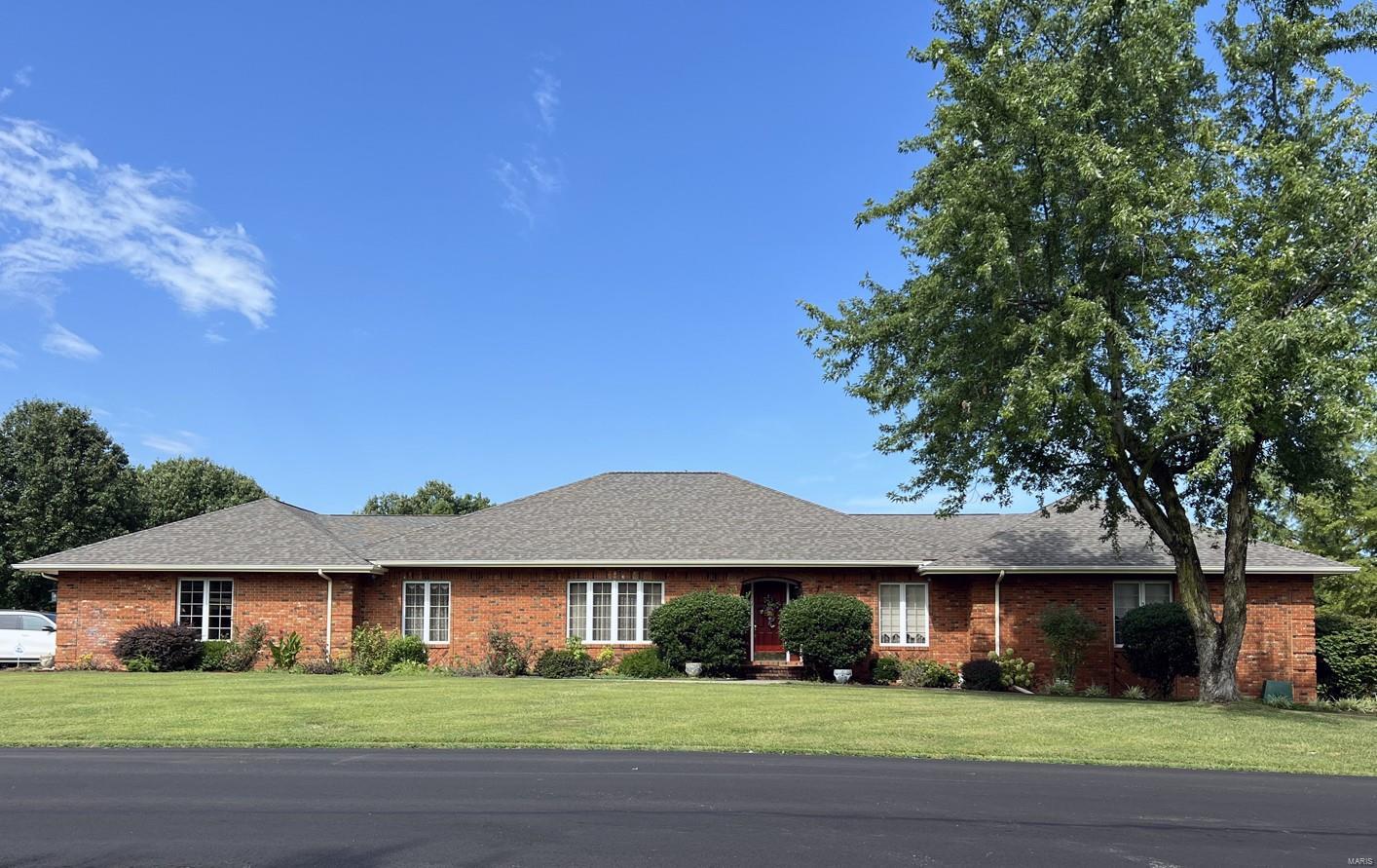 Rolling Hills Dr, Dexter, MO 63841