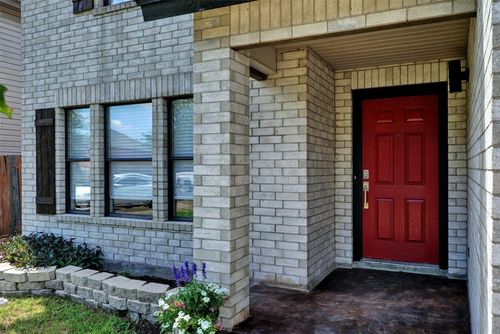 1109 Minerva St, Austin, TX, 78753-2069 | Card Image