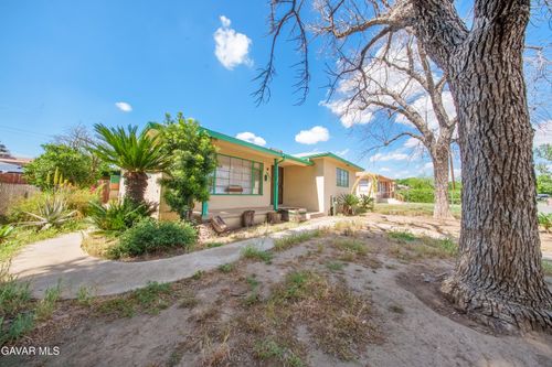 2709 Peerless Ave, Bakersfield, CA, 93308 | Card Image