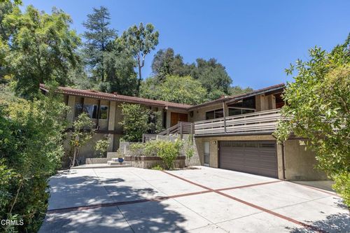 579 Laguna Rd, Pasadena, CA, 91105-2220 | Card Image