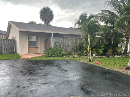 8615 Satalite Ter, Lake Park, FL, 33403-1646 | Card Image
