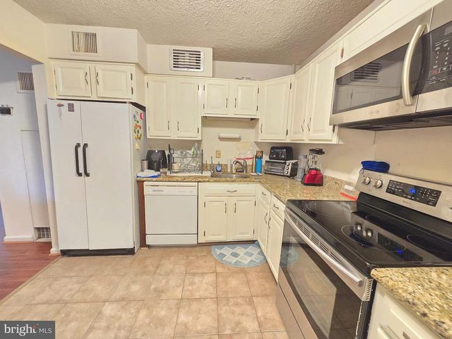 APT-303 - 1800 Old Meadow Rd, Condo with 2 bedrooms, 2 bathrooms and null parking in MCLEAN VA | Image 10