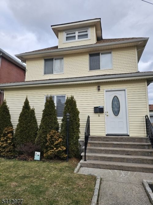 2-5 Bay Ave, Bloomfield, NJ, 07003-3705 | Card Image