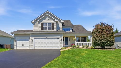 2213 Roaring Creek Dr, Aurora, IL, 60503-4633 | Card Image