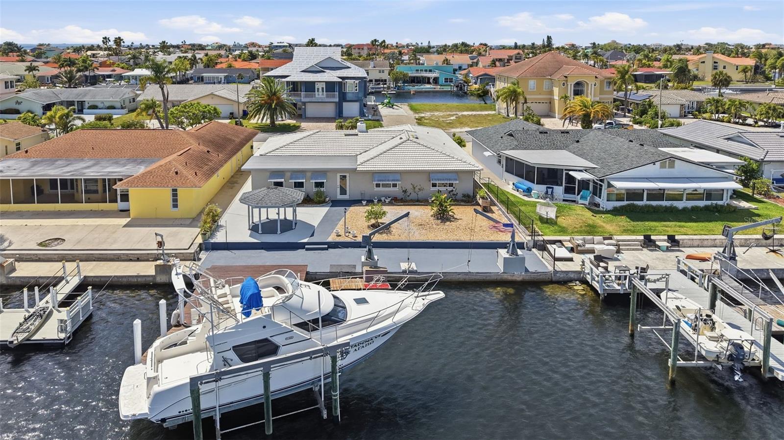 Residential in NEW PORT RICHEY