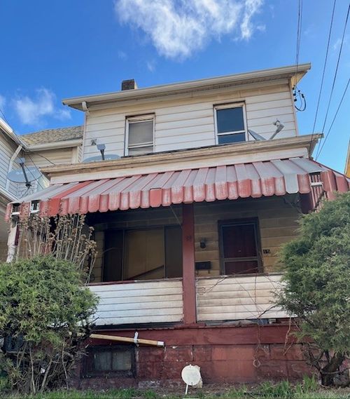 15 Holland Ave, Braddock, PA, 15104-1156 | Card Image