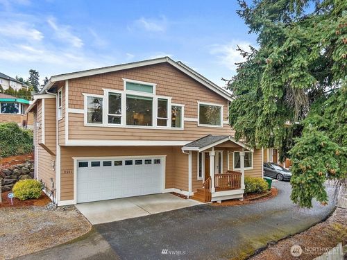 2211 Ne 6th Ct, Renton, WA, 98056-2865 | Card Image