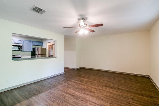 24615 Wilderness Rd, House other with 3 bedrooms, 2 bathrooms and 2 parking in Spring TX | Image 9