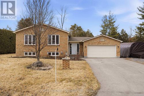 5723 Loyalist Street, Ottawa, ON, K0A2W0 | Card Image