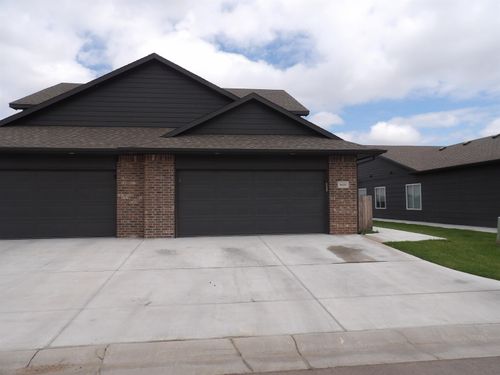 16211 W Ike Ct, Goddard, KS, 67052 | Card Image