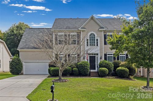 322 Lorraine Rd, Fort Mill, SC, 29708-8089 | Card Image