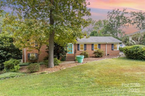 3801 Barclay Downs Dr, Charlotte, NC, 28209-3411 | Card Image