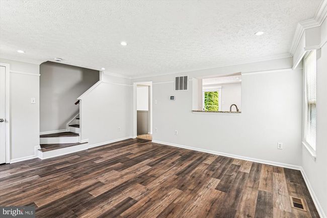 8241 Appalachian Dr, Townhouse with 3 bedrooms, 3 bathrooms and null parking in PASADENA MD | Image 4