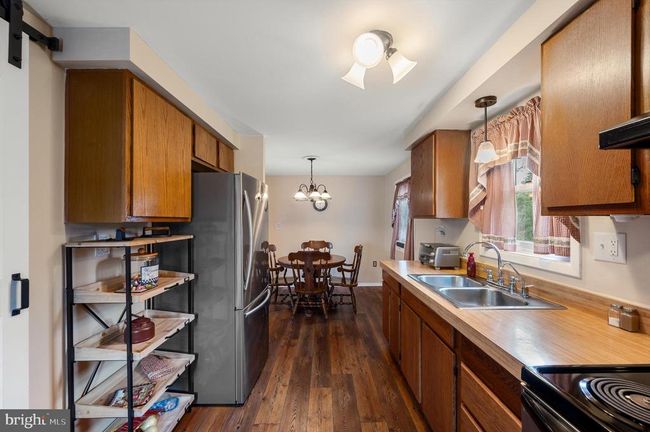 402 Fegan Rd, House other with 3 bedrooms, 1 bathrooms and null parking in BUNKER HILL WV | Image 7