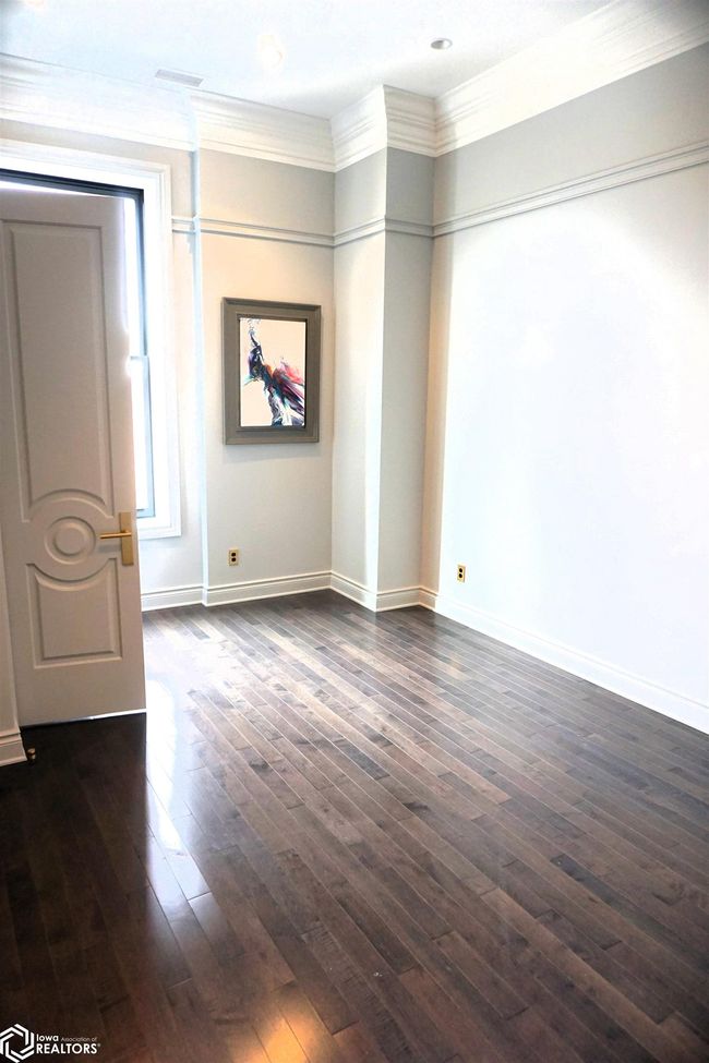 201 E State St, Condo with 2 bedrooms, 3 bathrooms and null parking in Algona IA | Image 52