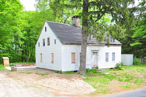 30 Chestnut Hill Rd, Killingworth, CT, 06419-1329 | Card Image