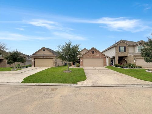 10307 Solitude Way, Houston, TX, 77044 | Card Image