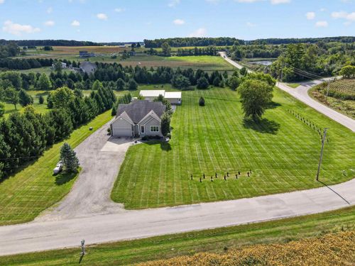 3497 W Keiser Road, South Whitley, IN, 46787-9675 | Card Image