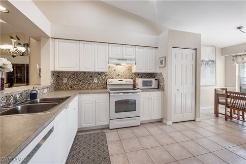 1501-1765 Royal Cir, NAPLES, FL, 34112-7427 | Card Image