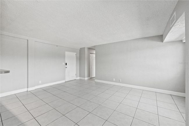 APT-309 - 3315 58 Th Ave S, Condo with 1 bedrooms, 1 bathrooms and null parking in St Petersburg FL | Image 13