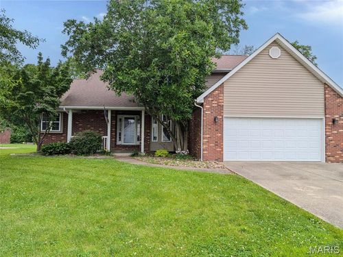 71 Mimosa Dr, Pontoon Beach, IL, 62040-6703 | Card Image