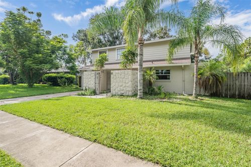 5218 Headland Hills Ave, Tampa, FL, 33625-3328 | Card Image