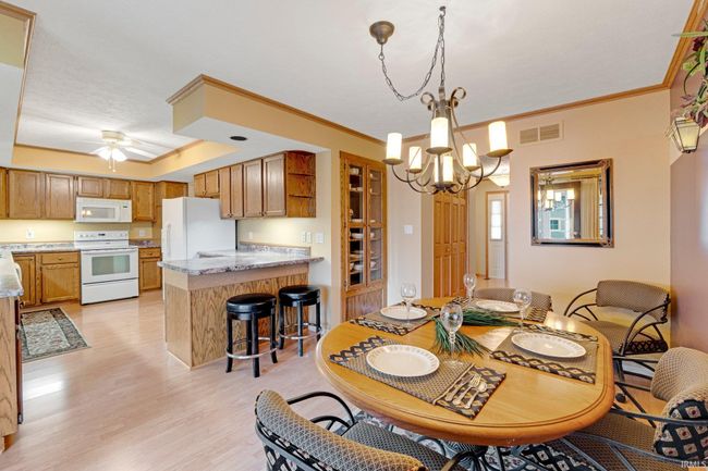 14 Ems T14 Ln, House other with 3 bedrooms, 4 bathrooms and null parking in Leesburg IN | Image 8
