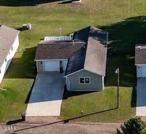 11 Garden Dr, Washburn, ND, 58577-8501 | Card Image