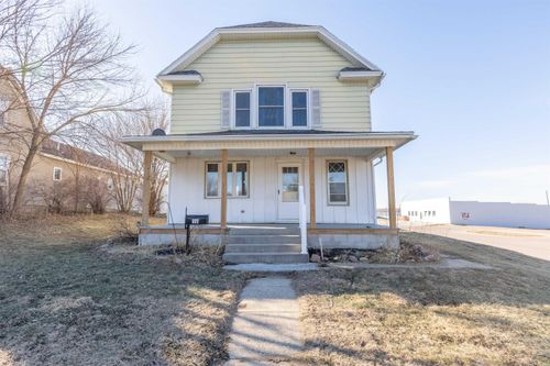111 N 5th St, Mapleton, IA, 51034-1217 | Card Image