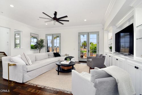 4011 Adriatic St, Oxnard, CA, 93035 | Card Image