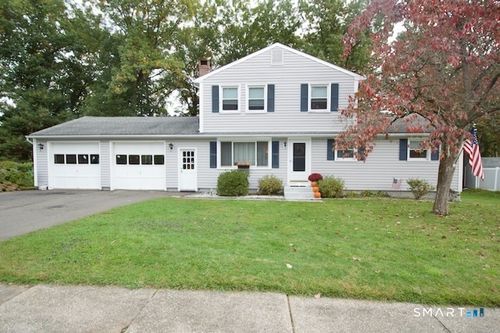 132 Hilltop Rd, Plainville, CT, 06062-1027 | Card Image