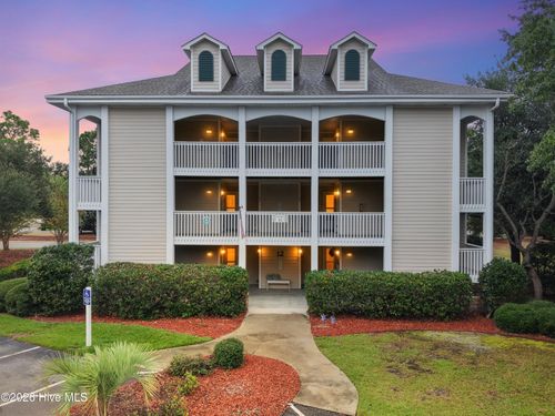 1302-3350 Club Villa Dr Se, Southport, NC, 28461-8136 | Card Image