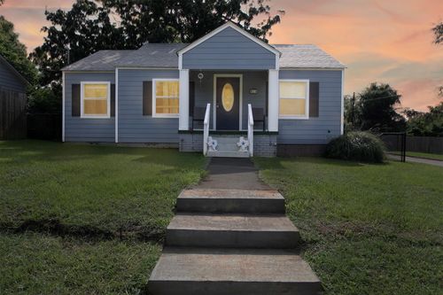 914 S Micheaux St, Palestine, TX, 75801-5018 | Card Image