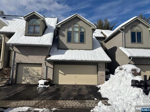 102 Aspen Ct, Norwood, NJ, 07648-2005 | Card Image