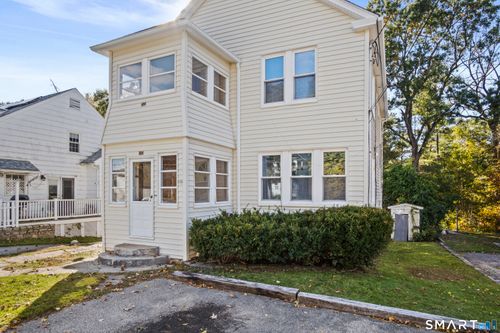 25 Gilman St, Putnam, CT, 06260-1811 | Card Image