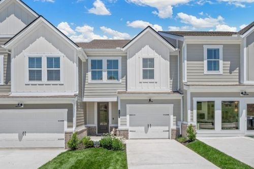 2202 Melk Ln, Columbia, TN, 38401-4281 | Card Image