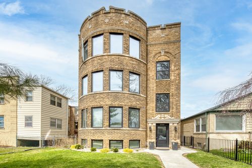 apt-1-2550 W Balmoral Ave, CHICAGO, IL, 60625-7890 | Card Image