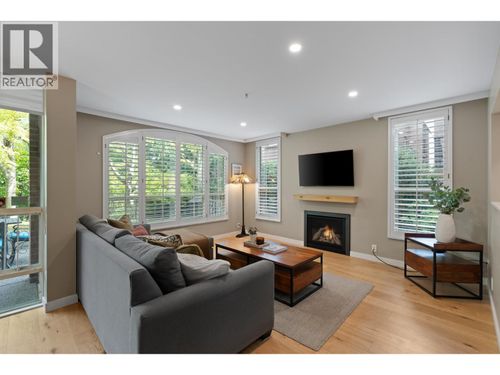109-1111 Haro Street, Vancouver, BC, V6E1E3 | Card Image