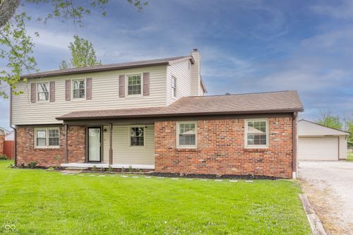 8131 Sycamore Springs Trl, Indianapolis, IN, 46239-1170 | Card Image