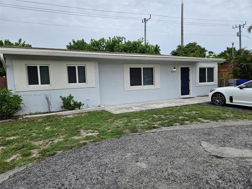 2551 Ne 7th Ter, Pompano Beach, FL, 33064-6467 | Card Image
