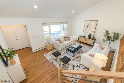 53 Holiday Dr, West Caldwell, NJ, 07006-7425 | Card Image