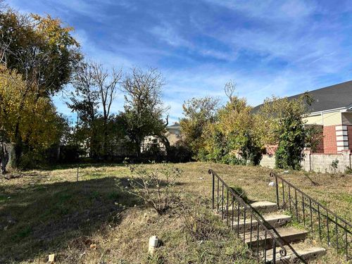 229 Leath St, Memphis, TN, 38105-3803 | Card Image