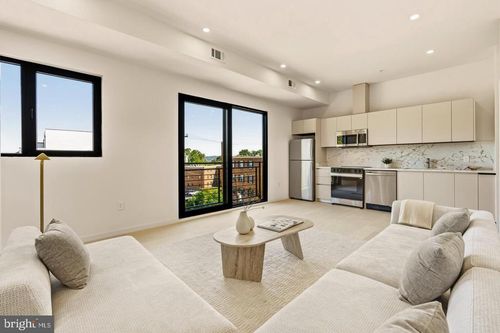 31-2117 M St Ne, WASHINGTON, DC, 20002-2053 | Card Image
