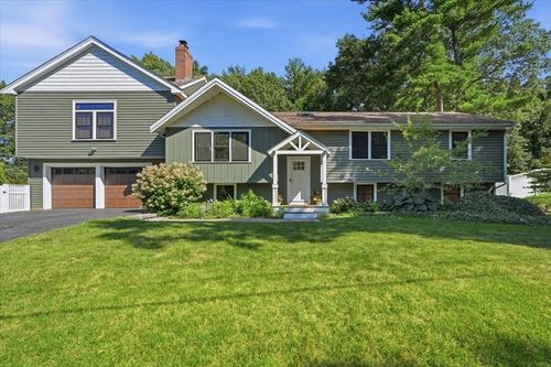 2 Hazelwood Dr, Hingham, MA, 02043-3817 | Card Image