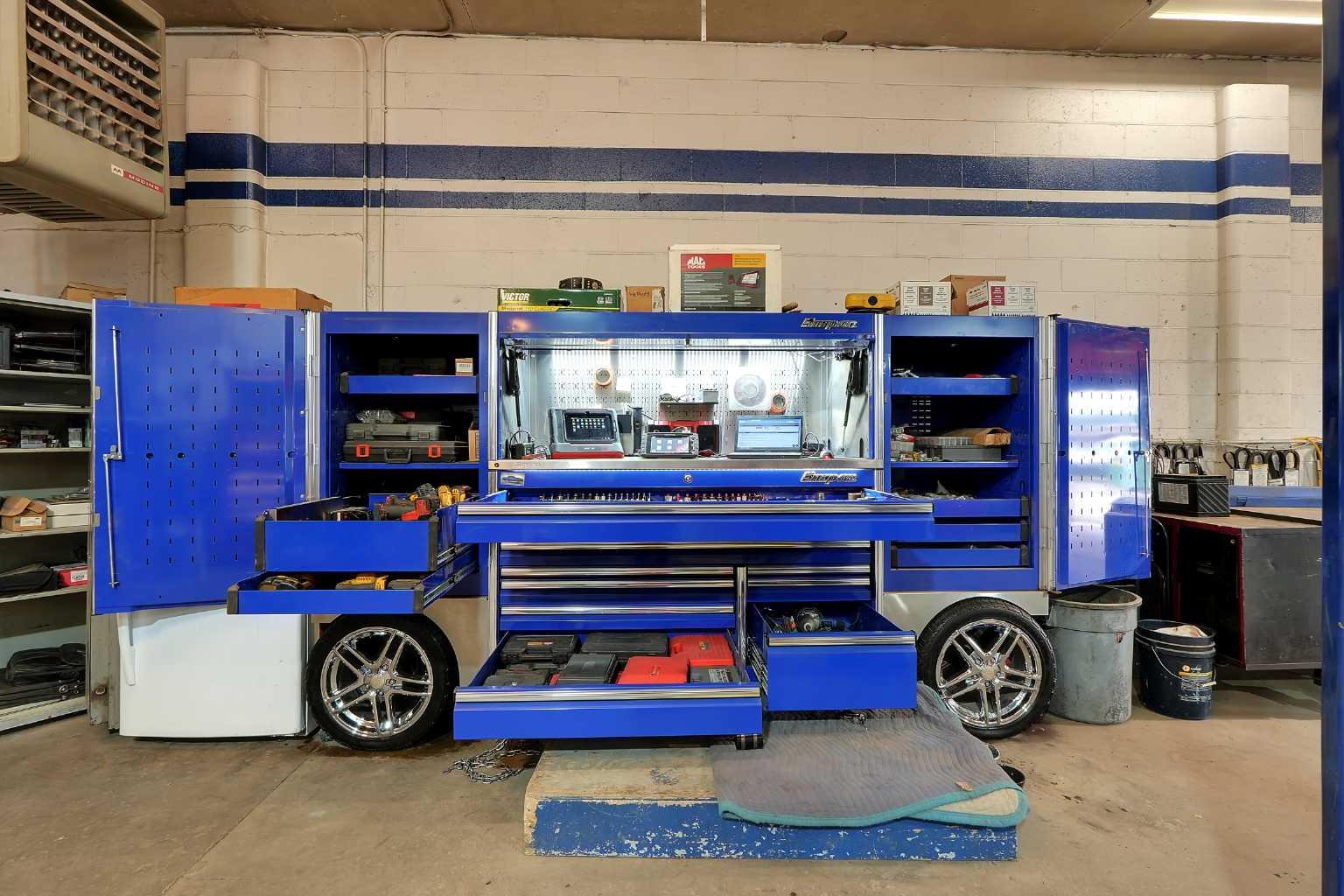 Commercial Sale in Calgary 3