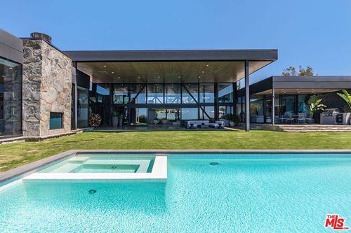 630 Clinton Pl, Beverly Hills, CA, 90210-1917 | Card Image