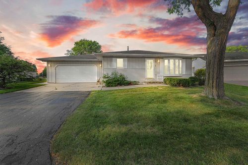 39 Heritage Lane, Fond Du Lac, WI, 54935 | Card Image